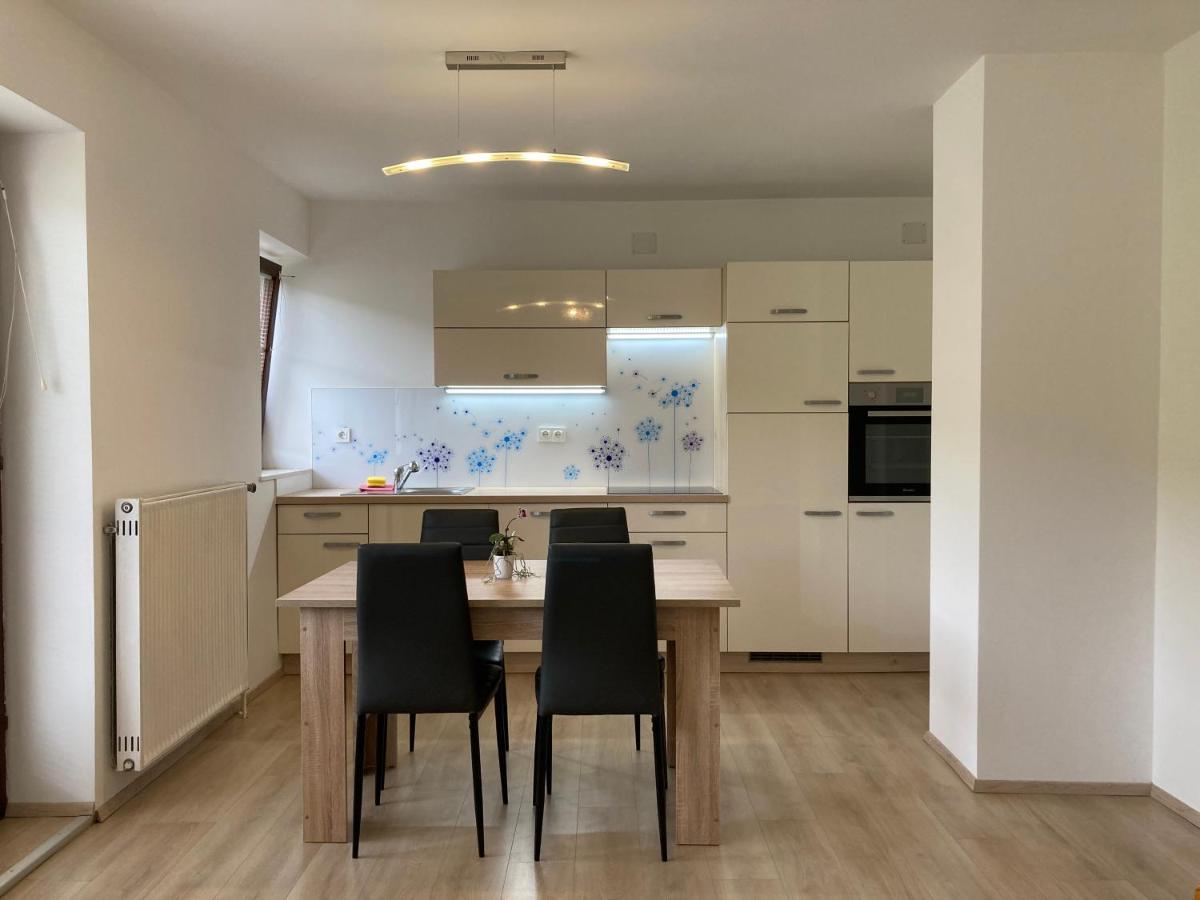 Apartment Vrtacnik Stefanja Gora Eksteriør billede